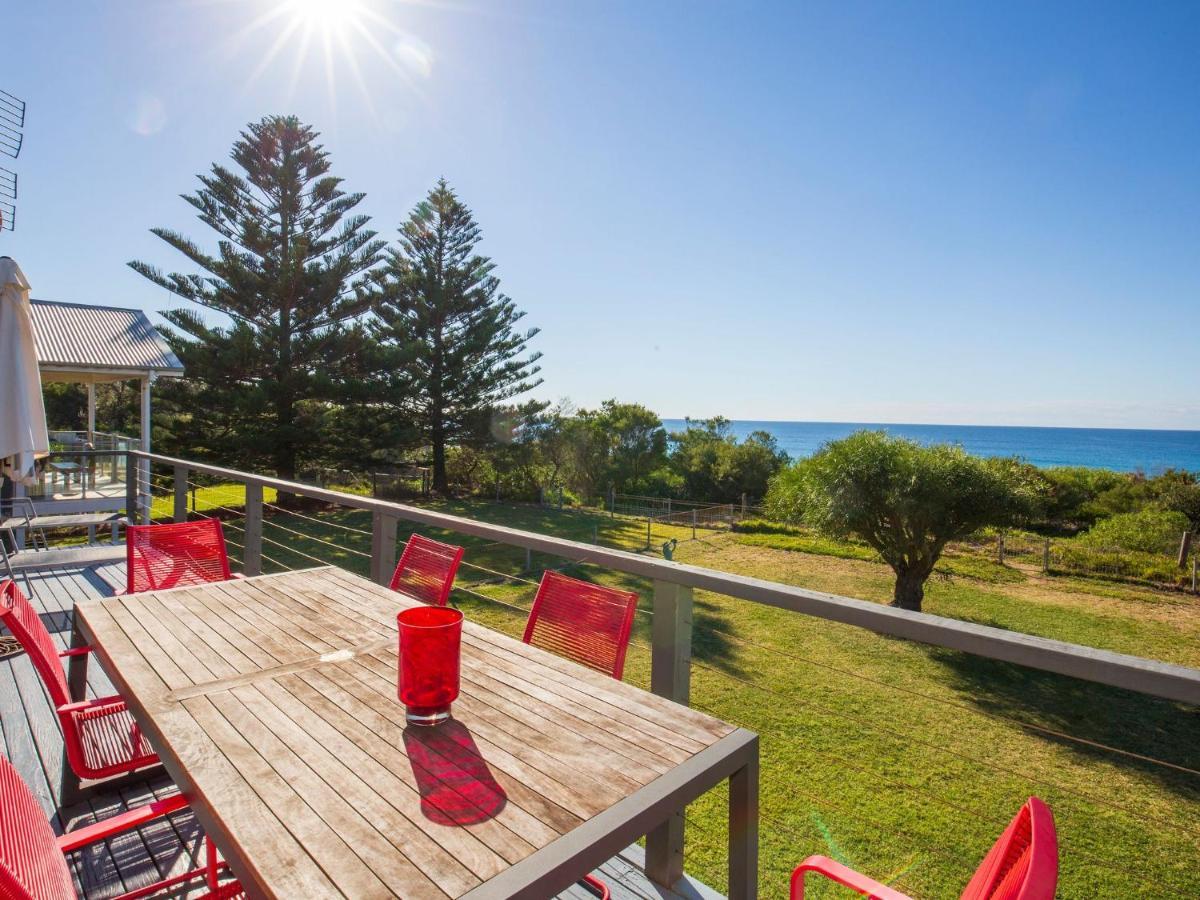 Endless Summer I Pet Friendly Absolute Beachfront Villa Culburra Beach Exterior photo