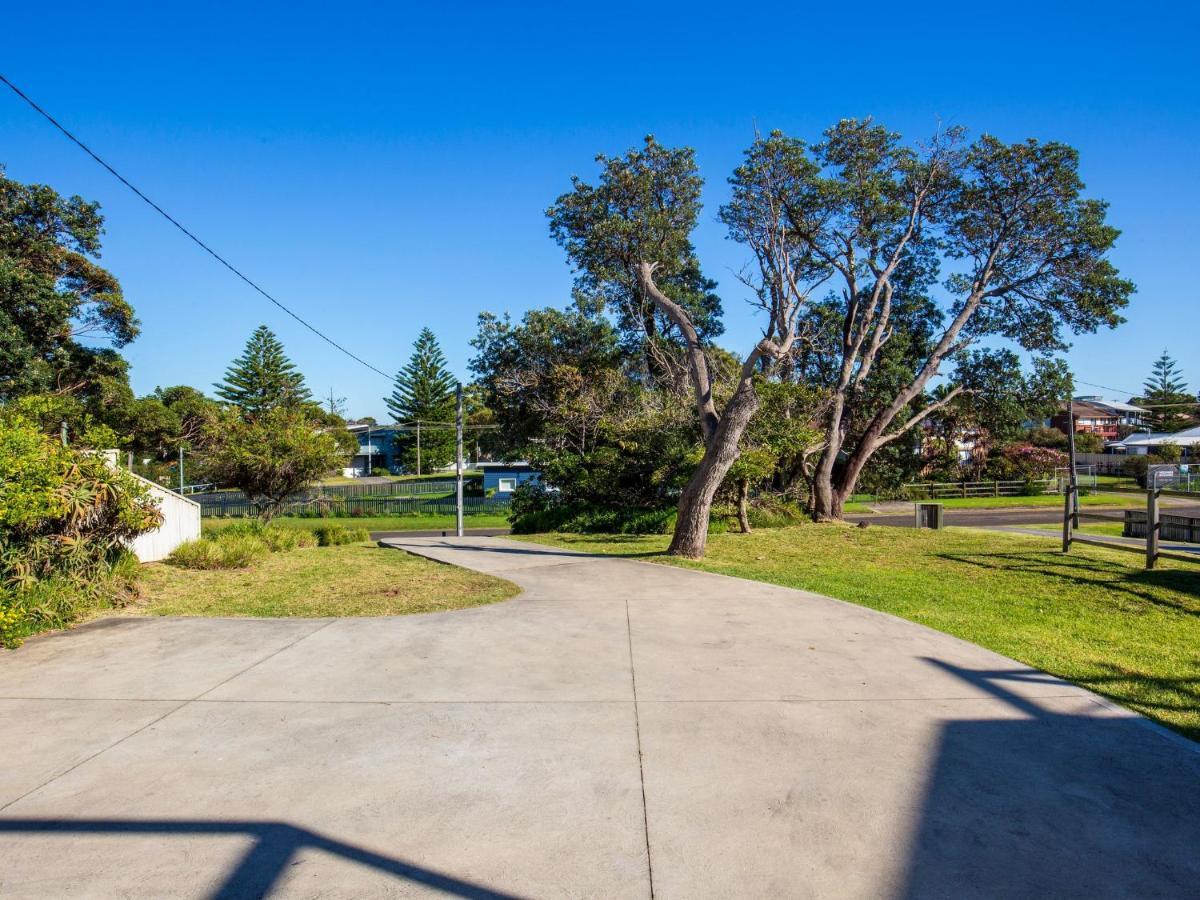 Endless Summer I Pet Friendly Absolute Beachfront Villa Culburra Beach Exterior photo