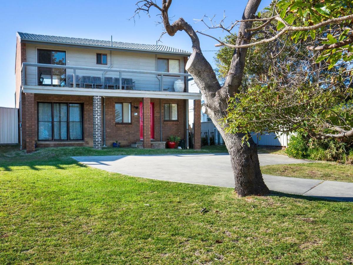 Endless Summer I Pet Friendly Absolute Beachfront Villa Culburra Beach Exterior photo